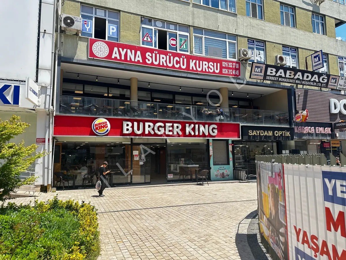 Maltepe Bağdat Caddesinde Satılık Kurumsal Kiracılı 560 Mdükkan