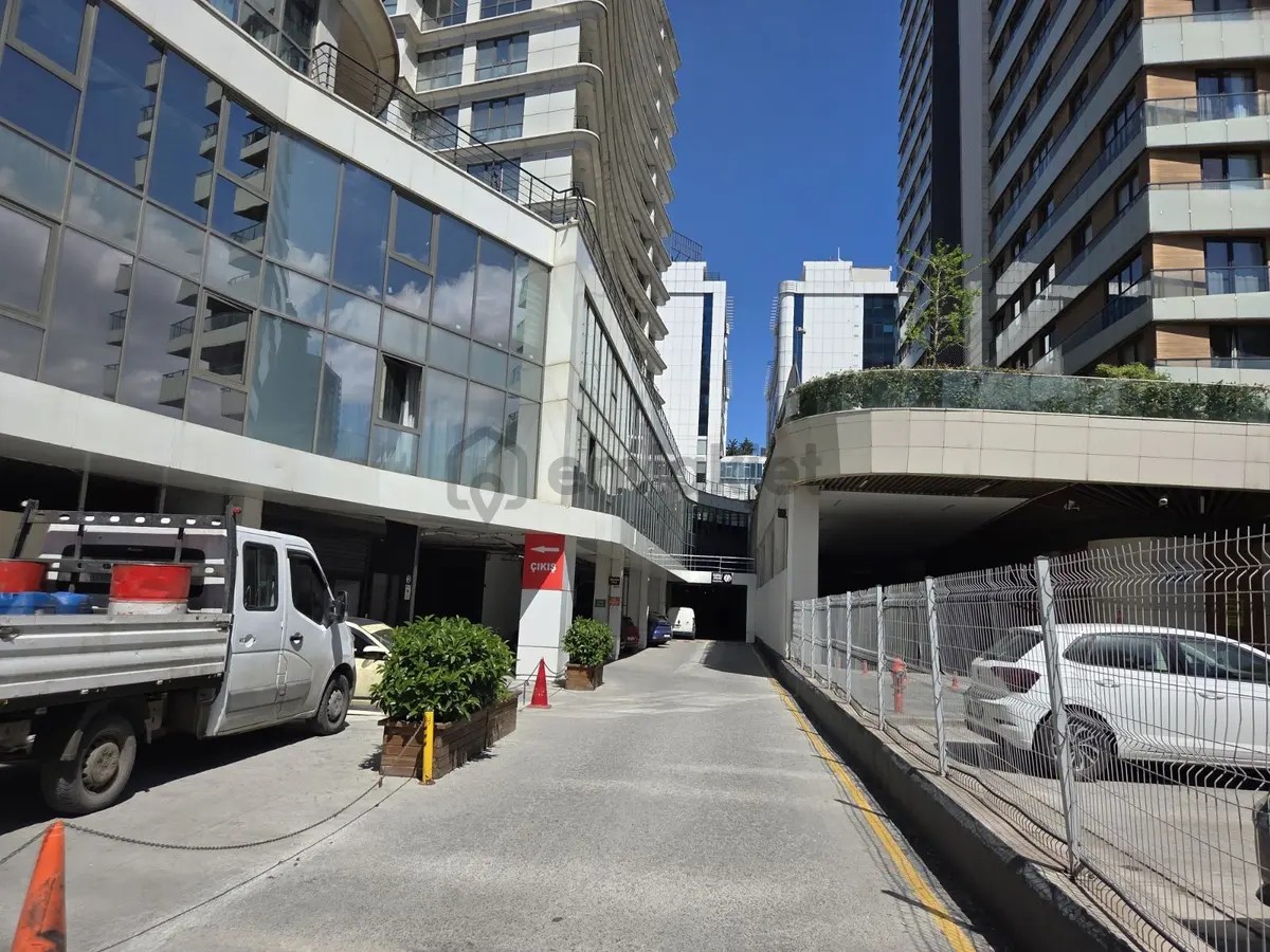 Basın Ekspres Perola Residence'de Satılık 1+1 Daire
