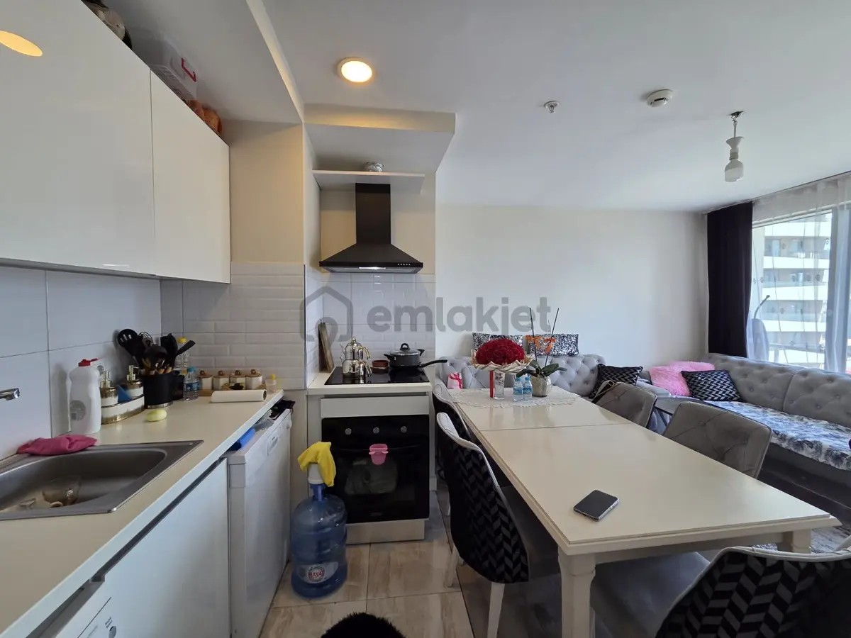 Basın Ekspres Perola Residence'de Satılık 1+1 Daire