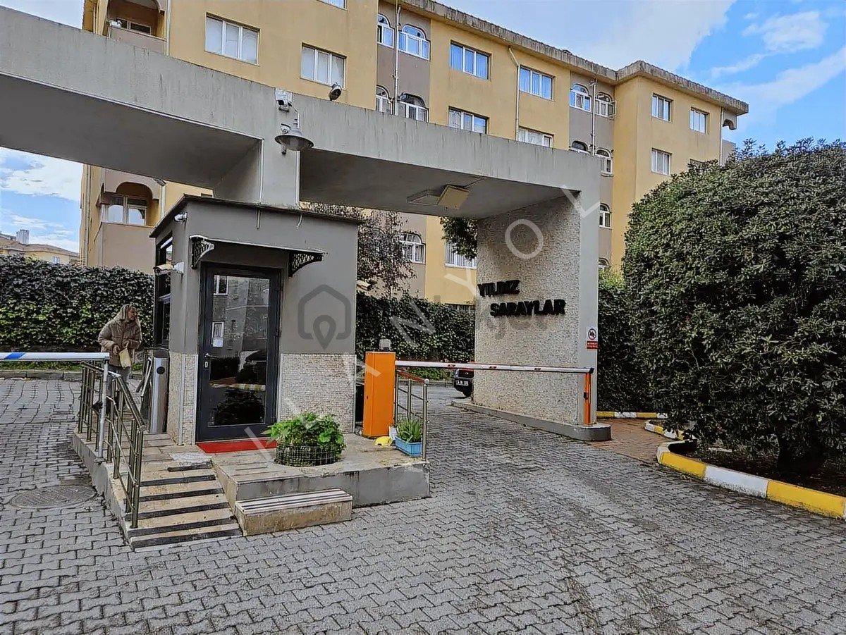 Çekmeköy Hamidiye Mah.yıldız Saraylar Sit.3+1 Satılık Daire