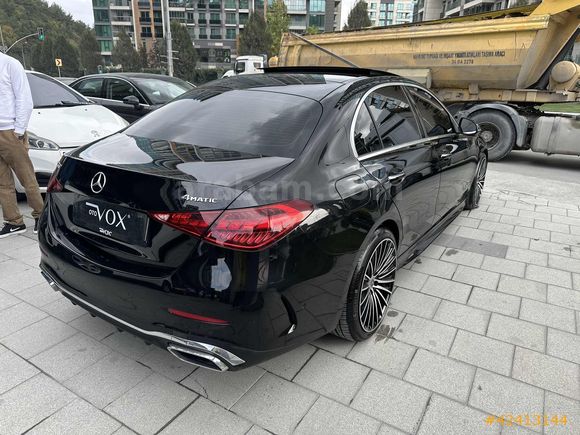 Galeriden Mercedes - Benz C 200 AMG 2023 Model İstanbul 25.000 km Siyah