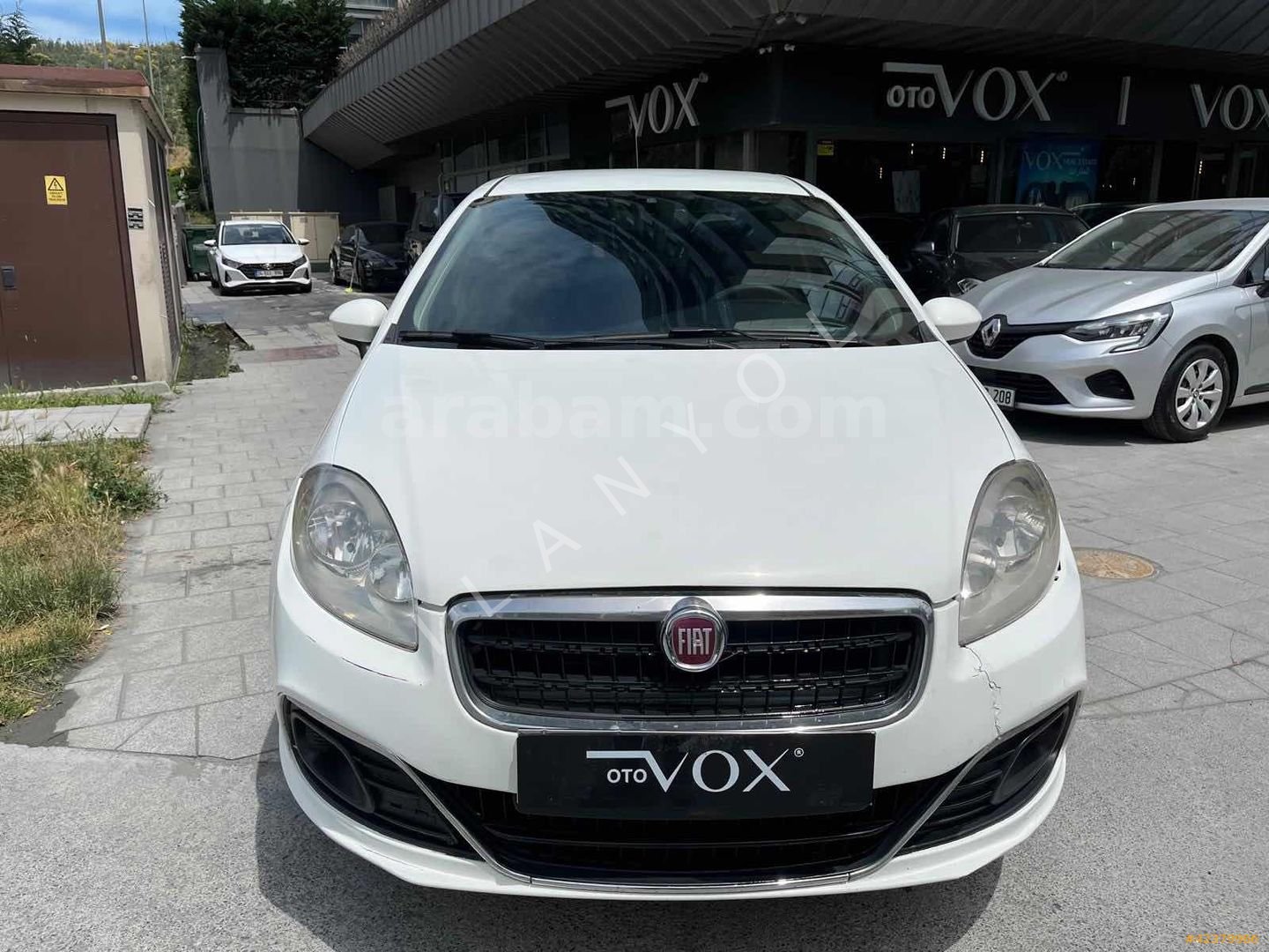 Galeriden Fiat Linea 1.3 Multijet Pop 2015 Model İstanbul 137.000 km Beyaz