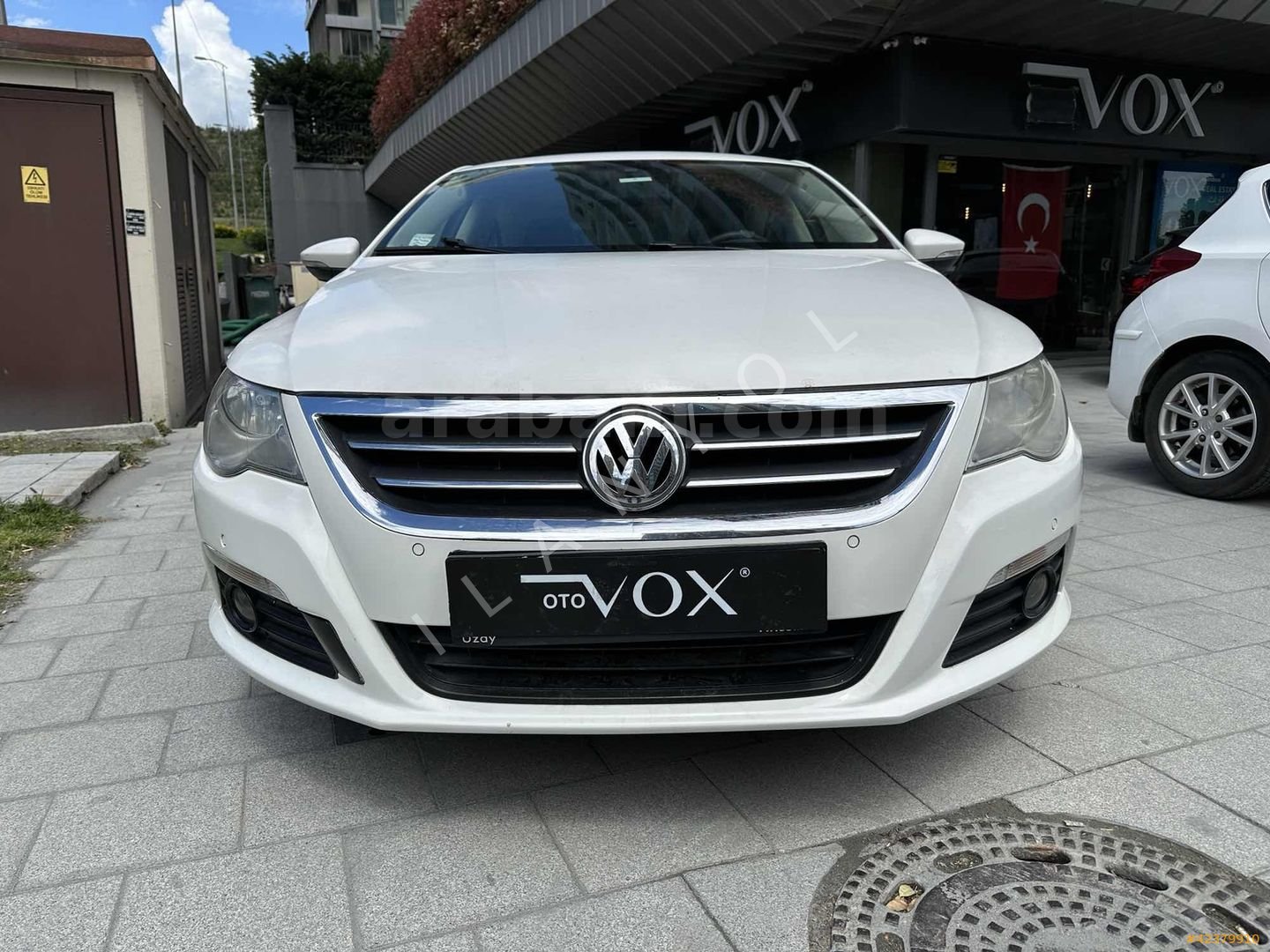 Galeriden Volkswagen VW CC 1.8 TFSi 2011 Model İstanbul 222.000 km Beyaz