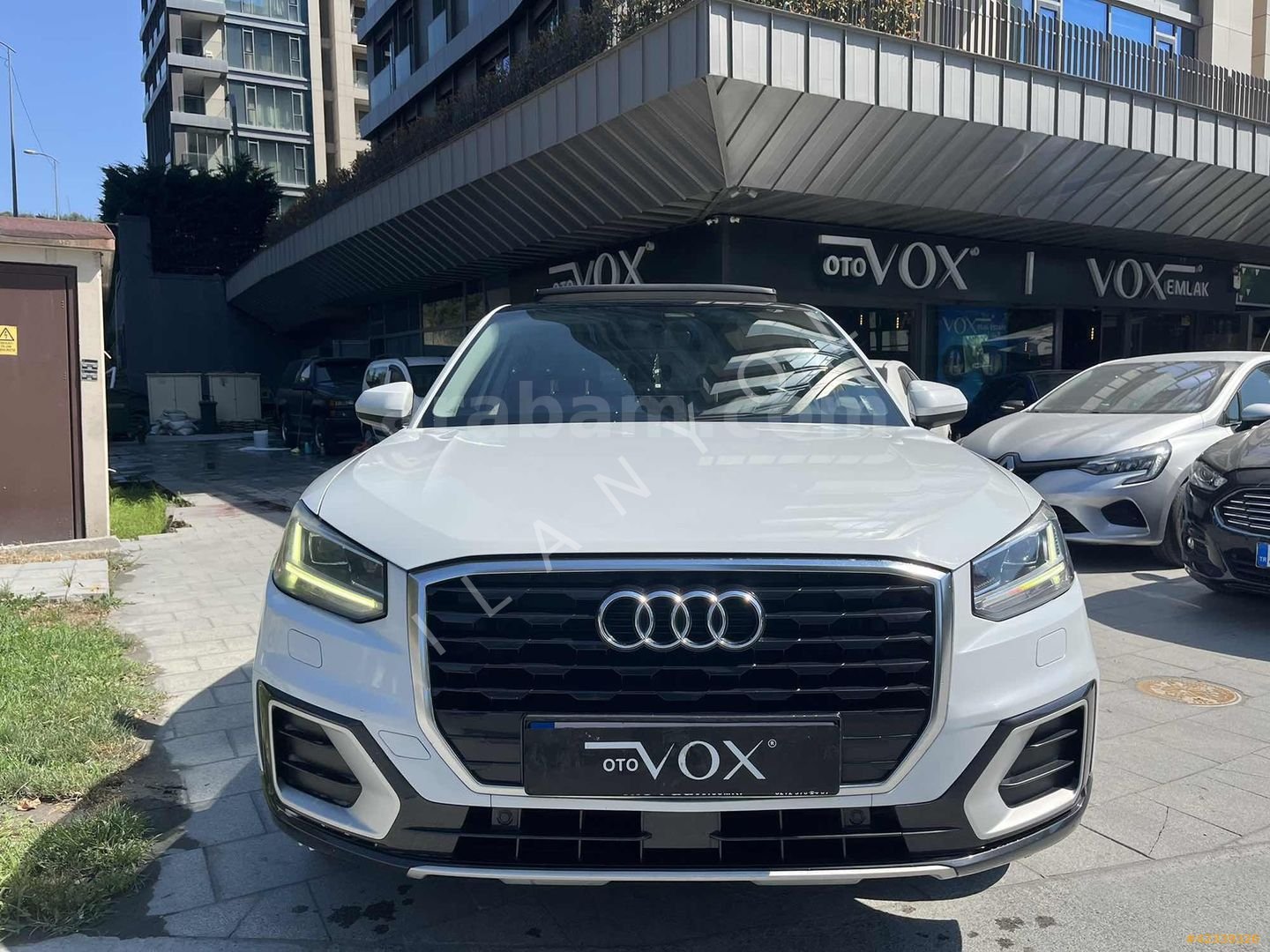Galeriden Audi Q2 30 TDI Design 2020 Model İstanbul 97.000 km Beyaz