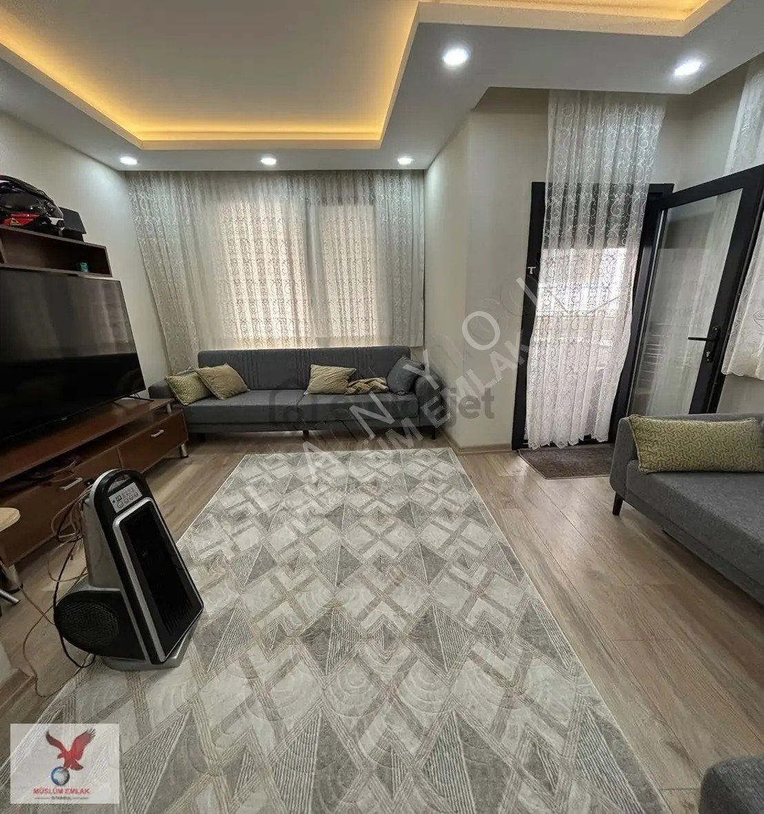 Müslüm Emlaktan D.köşklerde 1+1 Balkonlu Satılık Daire Fırsatı