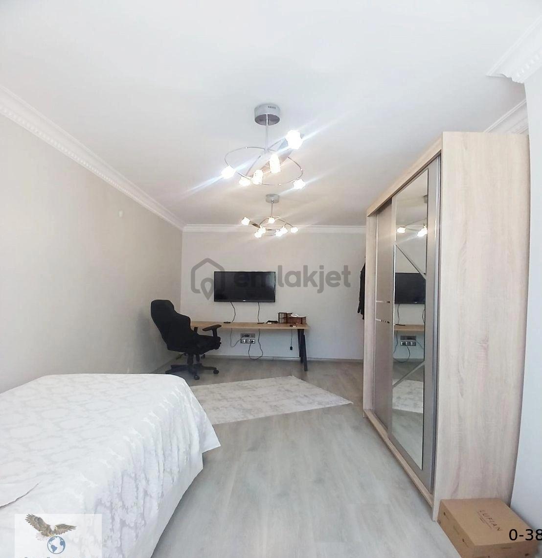 Müslüm Emlaktan Denizköşklerde 3+1 13 Yaşında Ara Kat Daire