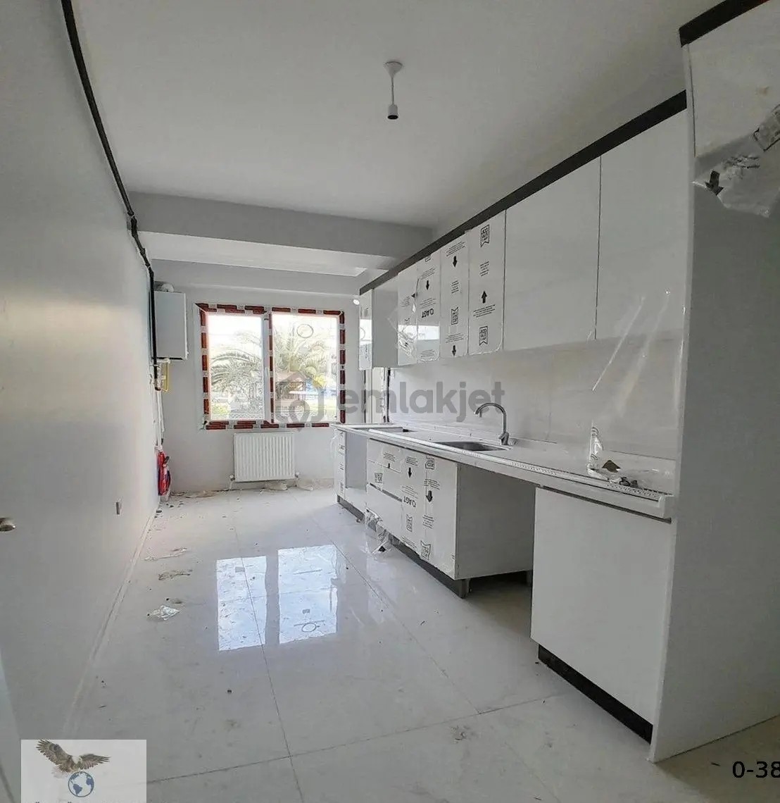Müslüm Emlaktan Ambarlıda 2+1 Sıfır Otoparklı Daire