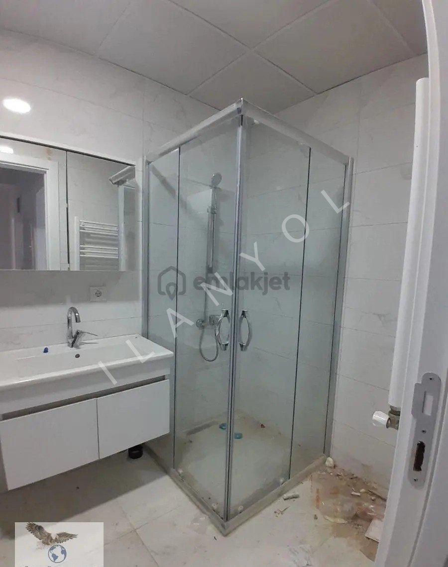 Müslüm Emlaktan Ambarlıda 2+1 Sıfır Otoparklı Daire