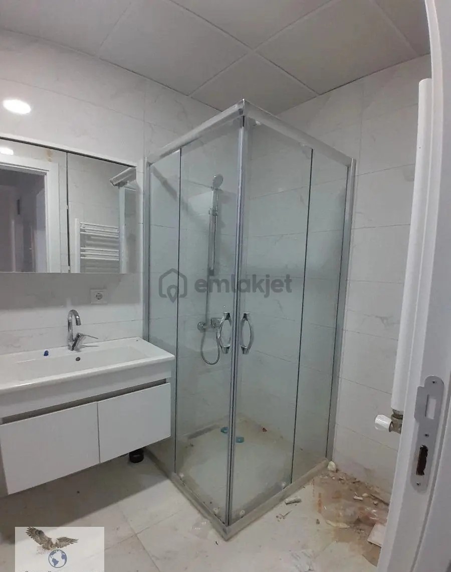 Müslüm Emlaktan Ambarlıda 2+1 Sıfır Otoparklı Daire
