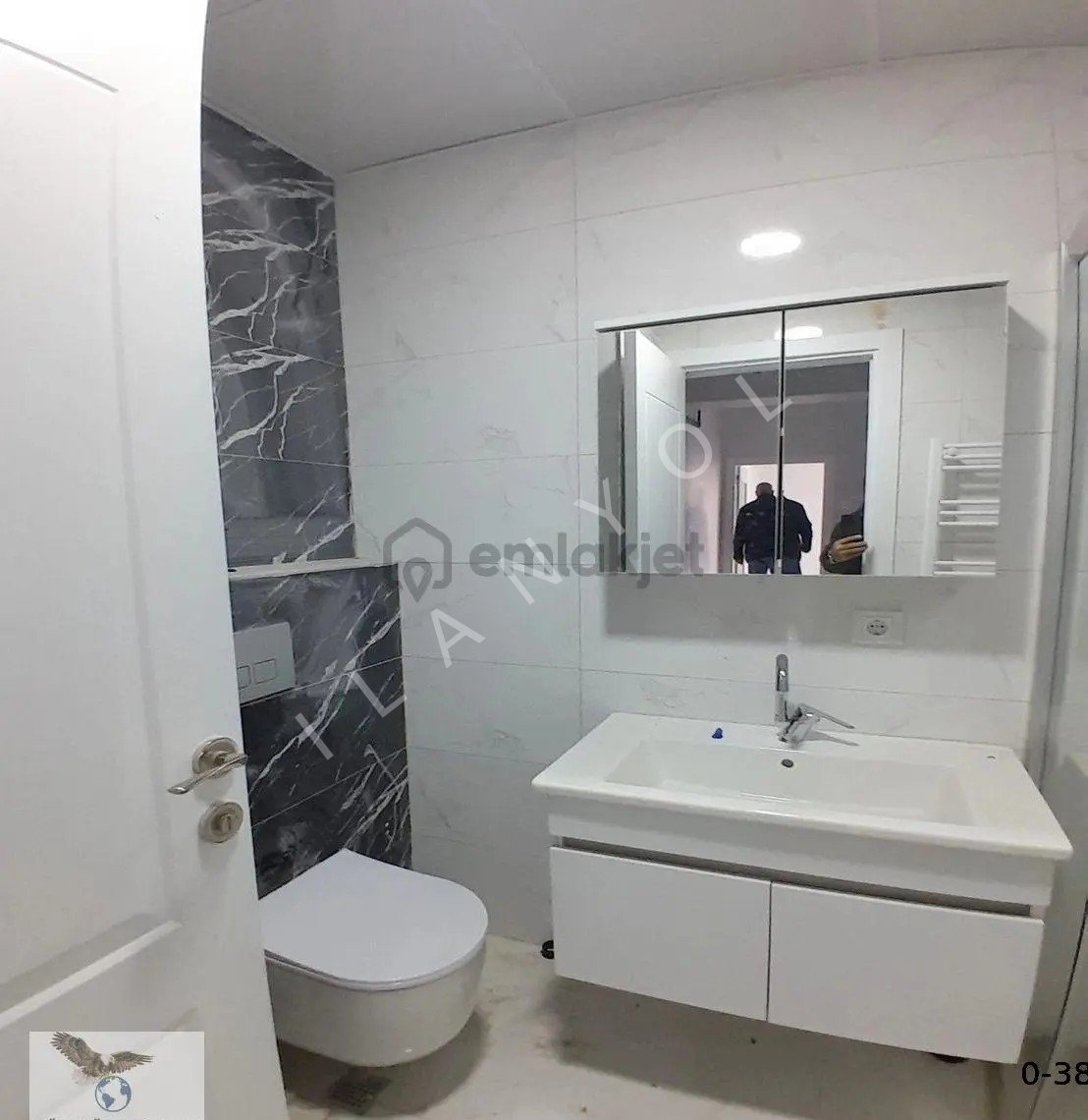 Müslüm Emlaktan Ambarlıda 2+1 Sıfır Otoparklı Daire