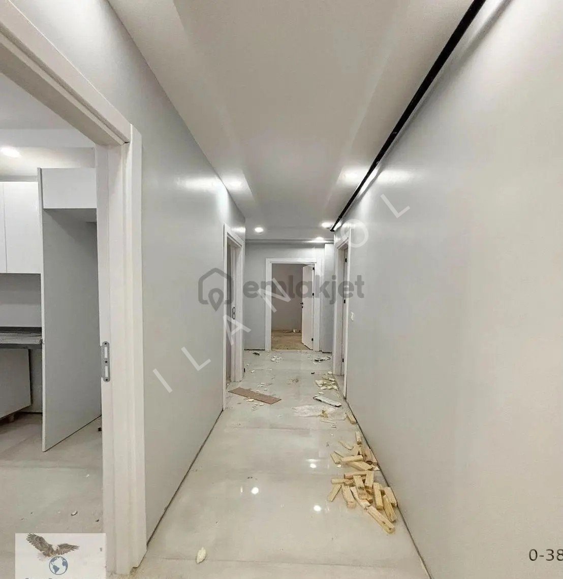 Müslüm Emlaktan Cihangirde 2+1 Düz Giriş Otoparklı Daire