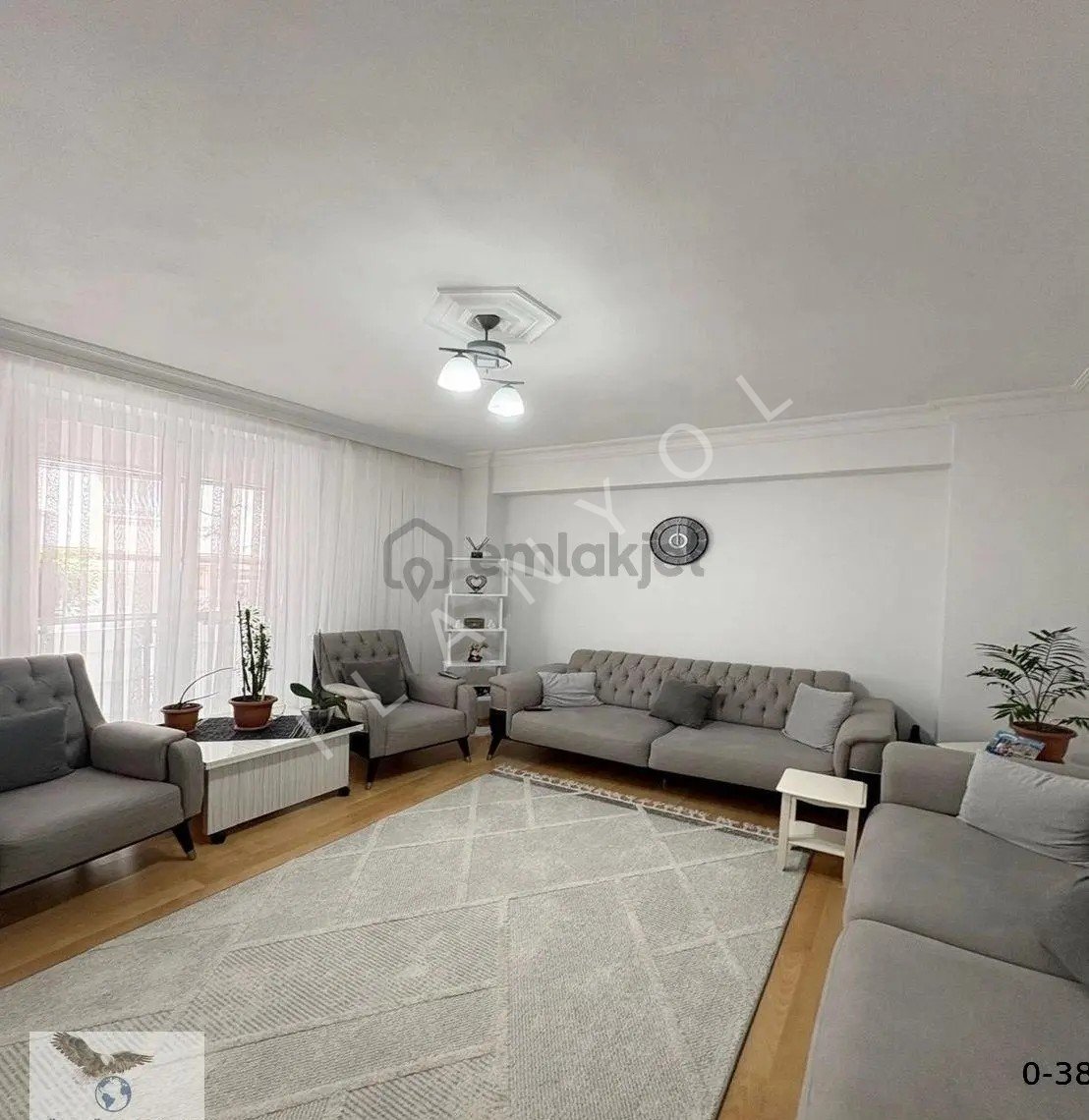 Müslüm Emlaktan Cihangirde 3+1 İhtiyaçtan Satılık Daire