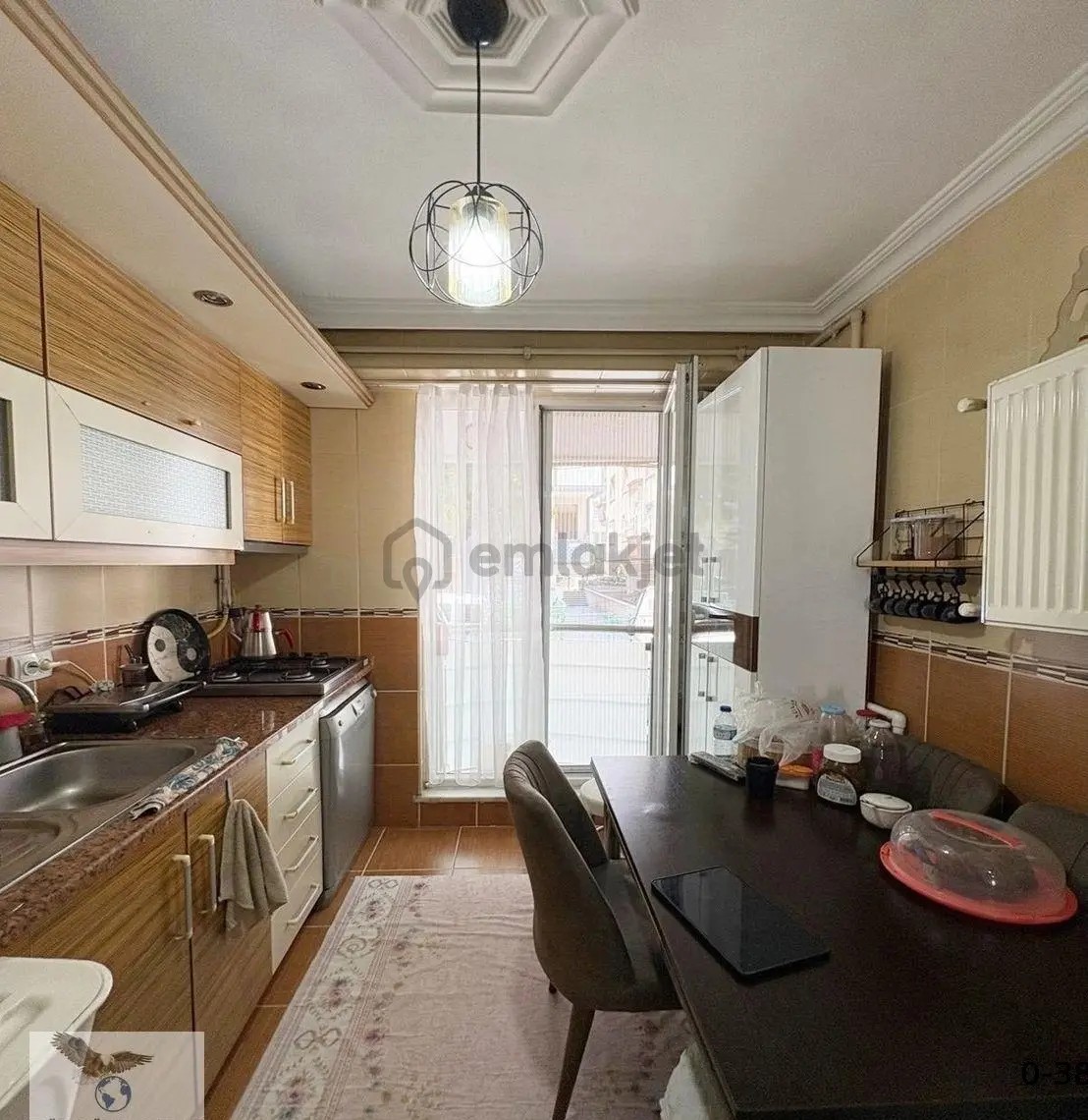 Müslüm Emlaktan Cihangirde 3+1 İhtiyaçtan Satılık Daire