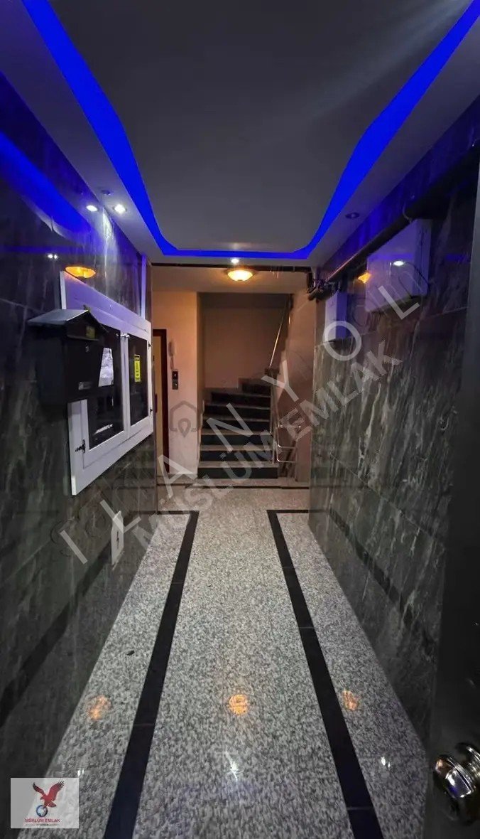 Müslüm Emlaktan Avcılar'da Kiralık Yeni Binada 2+1