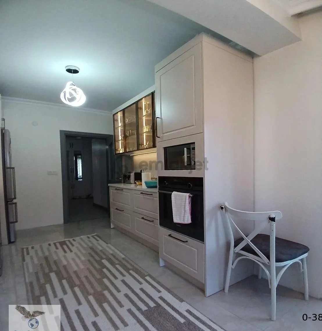 Müslüm Emlaktan Cihangirde 3+1 Masrafsız Ara Kat Daire Fırsatı