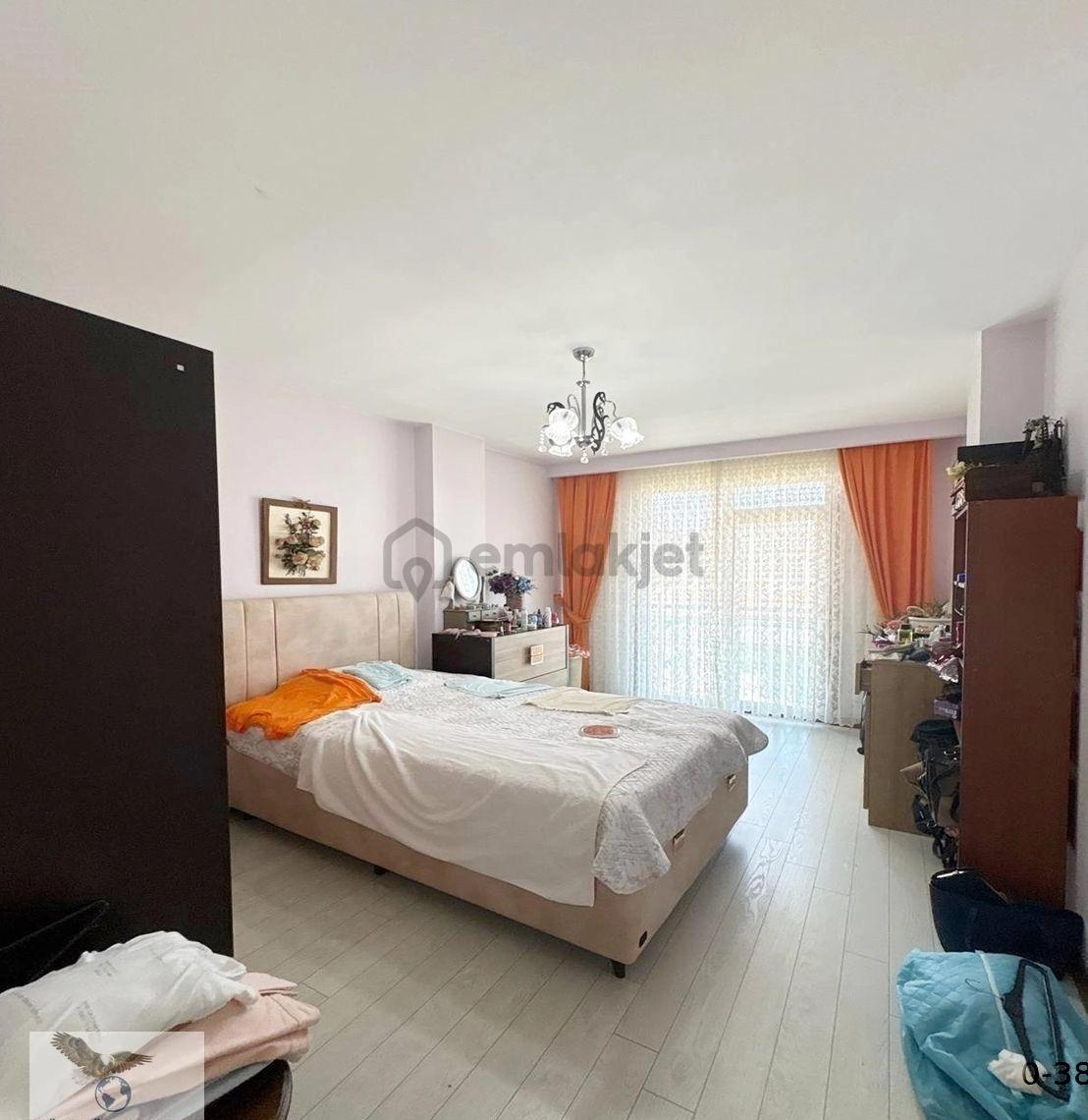 Müslüm Emlaktan Avcılar İnci Konaklarında 4+2 Satılık Dublex Daire
