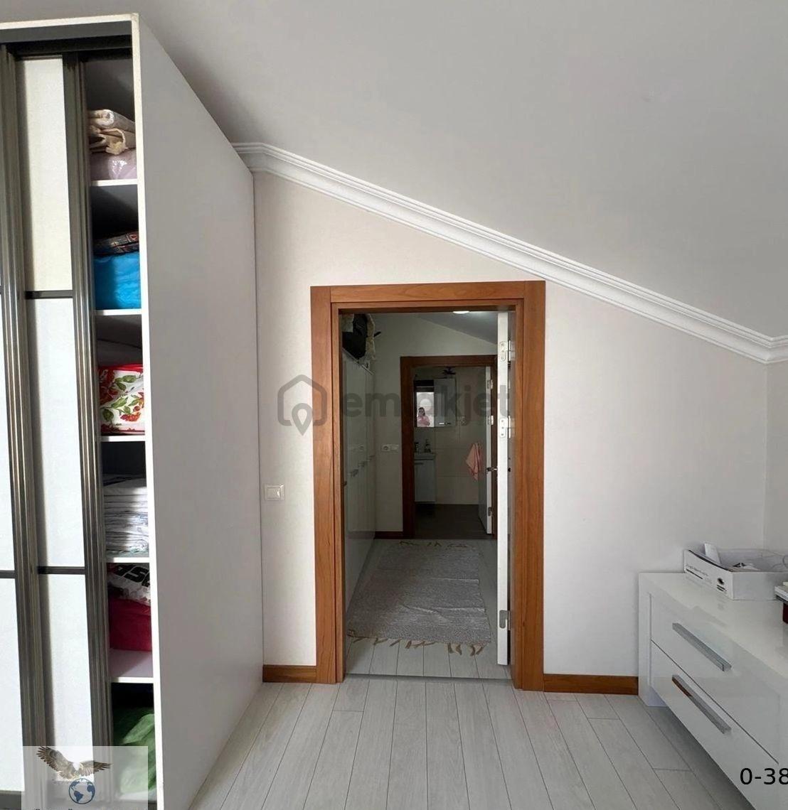 Müslüm Emlaktan Avcılar İnci Konaklarında 4+2 Satılık Dublex Daire