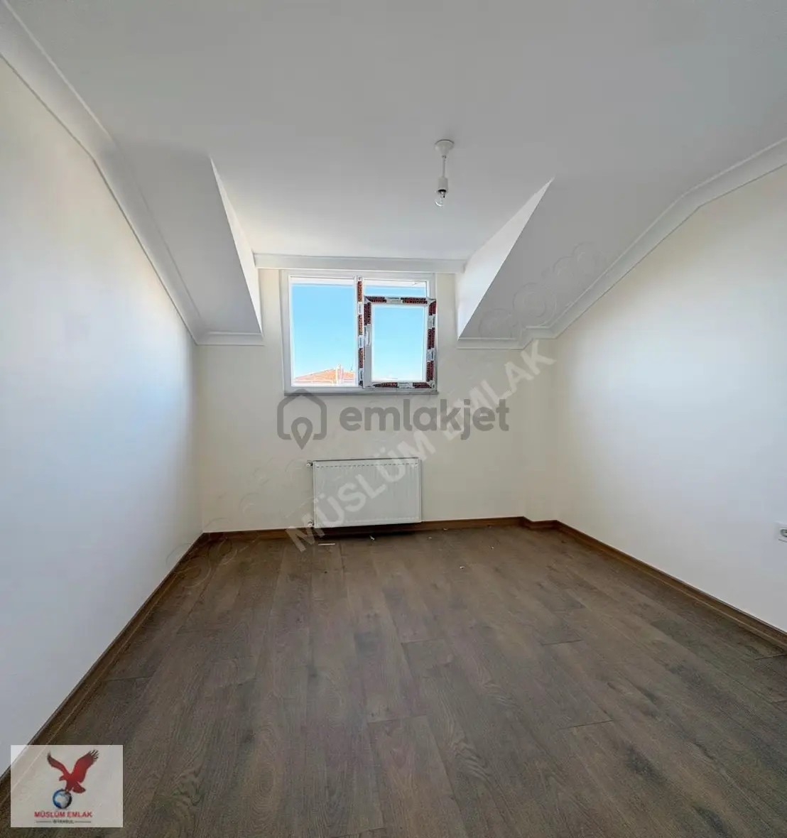 Müslüm Emlaktan Merkezde Butik Site İçerisinde 6+2 Satılık