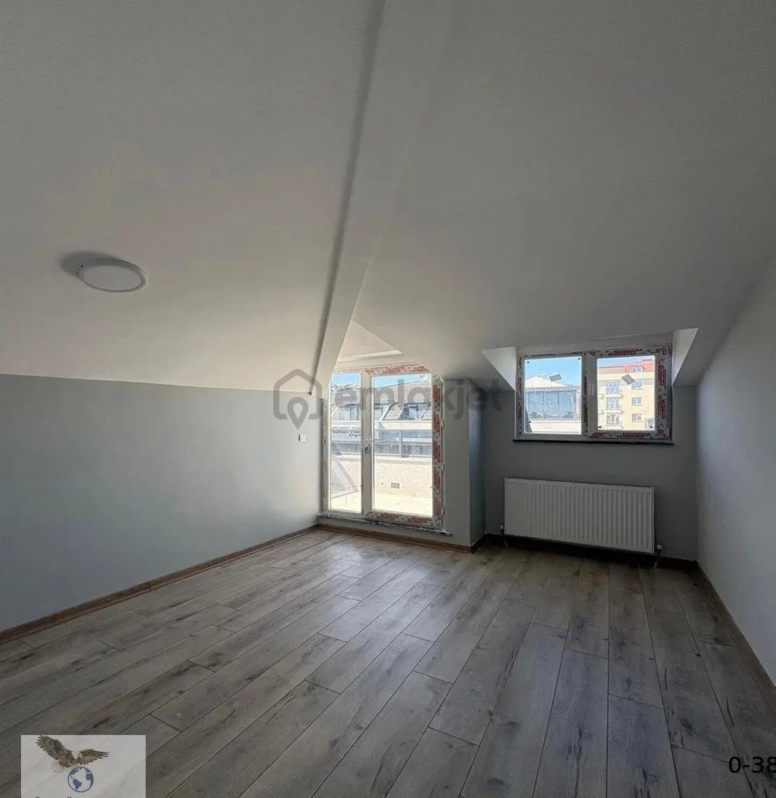 Müslüm Emlaktan Merkezde 4+2 Kapalı Otoparklı Sıfır Dublex