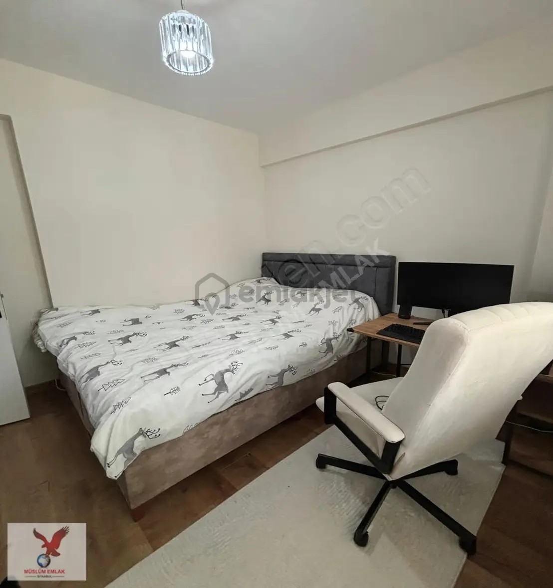 Müslüm Emlaktan Cihangirde 1+1 İhtiyaçtan Satılık Daire