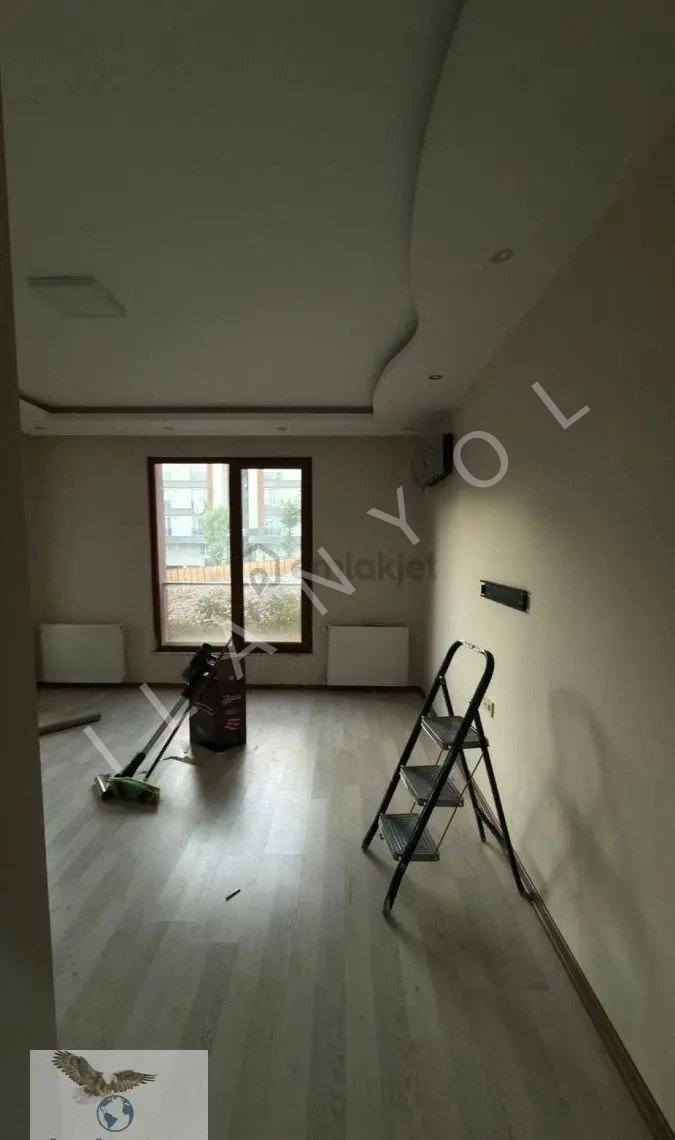 Avcılar Cihangirde Yeni Binada Geniş Ferah 2+1 Kiralık Daire