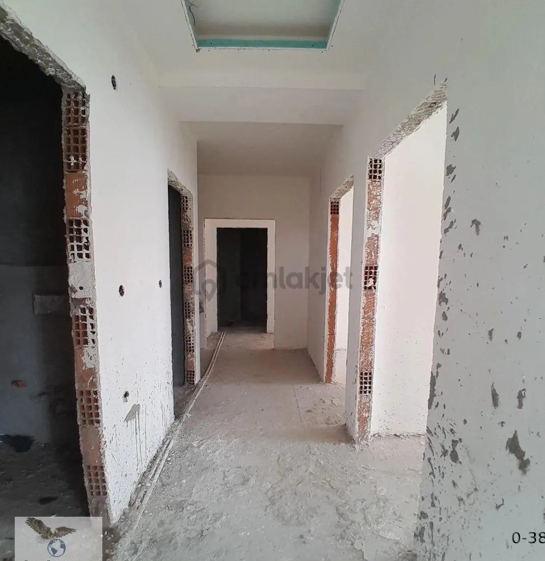 Müslüm Emlaktan Reşitpaşa Cad.üzerinde3+1 Sıfır Daire Fırsatı