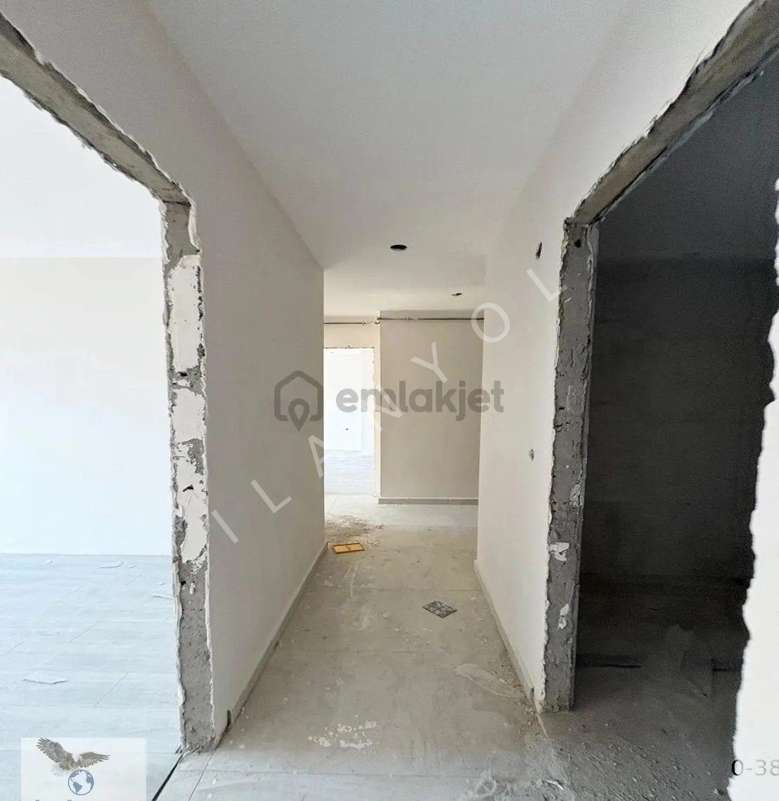 Müslüm Emlaktan Cihangirde 2+1 Kapalı Otoparklı Ebeveyn Banyolu