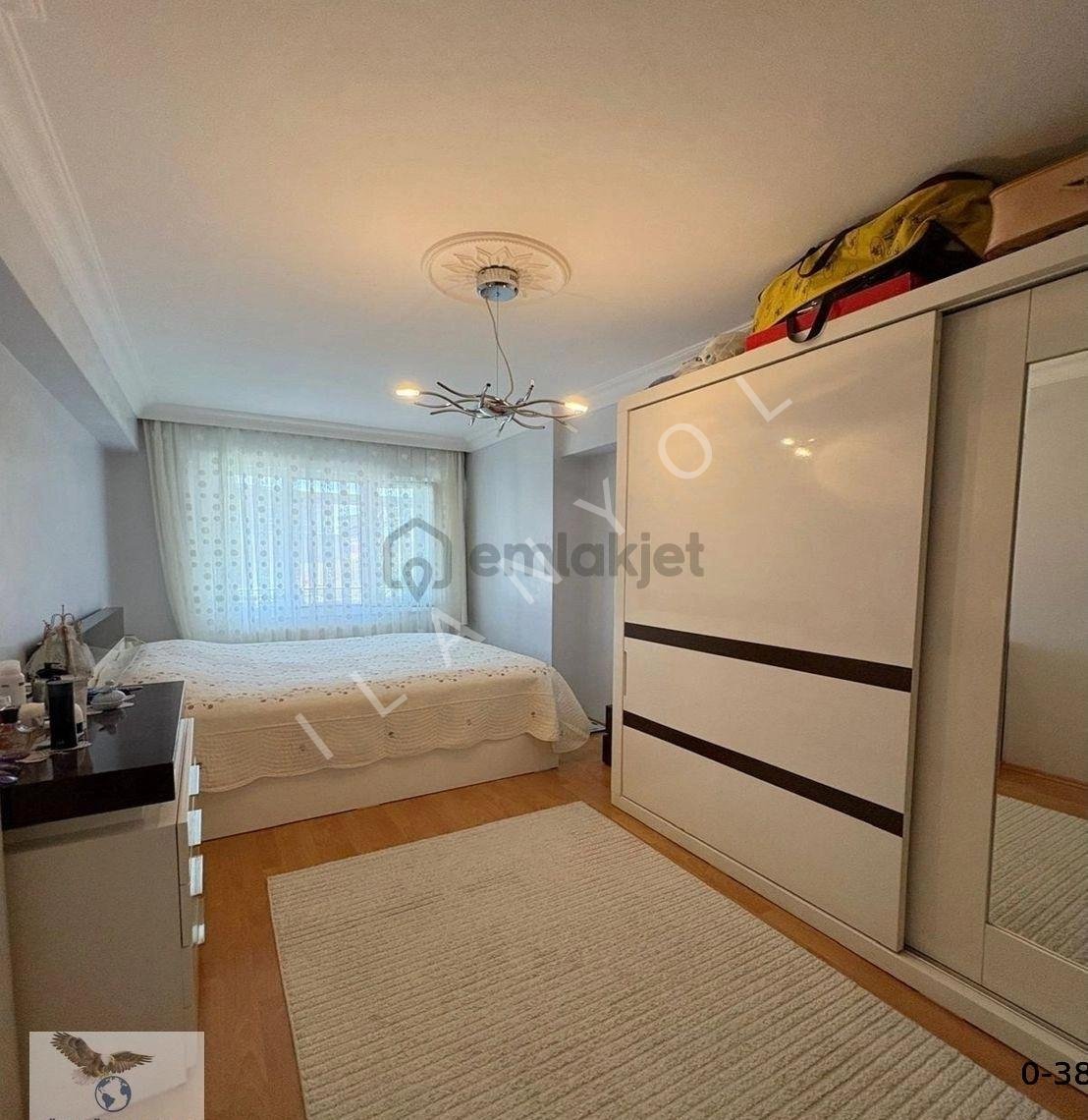 Müslüm Emlaktan Cihangir Kaymakamlığa Yakın 3+1 19 Yıllık Otoparklı Daire