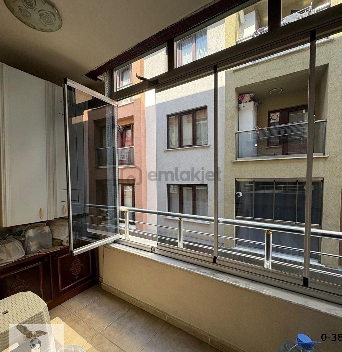 Müslüm Emlaktan Cihangir Kaymakamlığa Yakın 3+1 19 Yıllık Otoparklı Daire