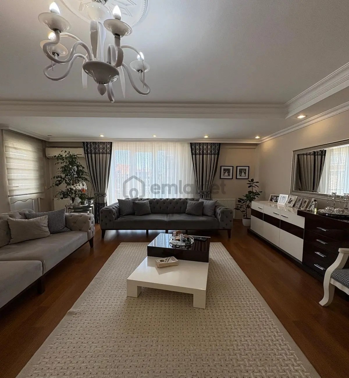 Müslüm Emlaktan Cihangir Kaymakamlığına Yakın 3+1 19 Yıllık Daire