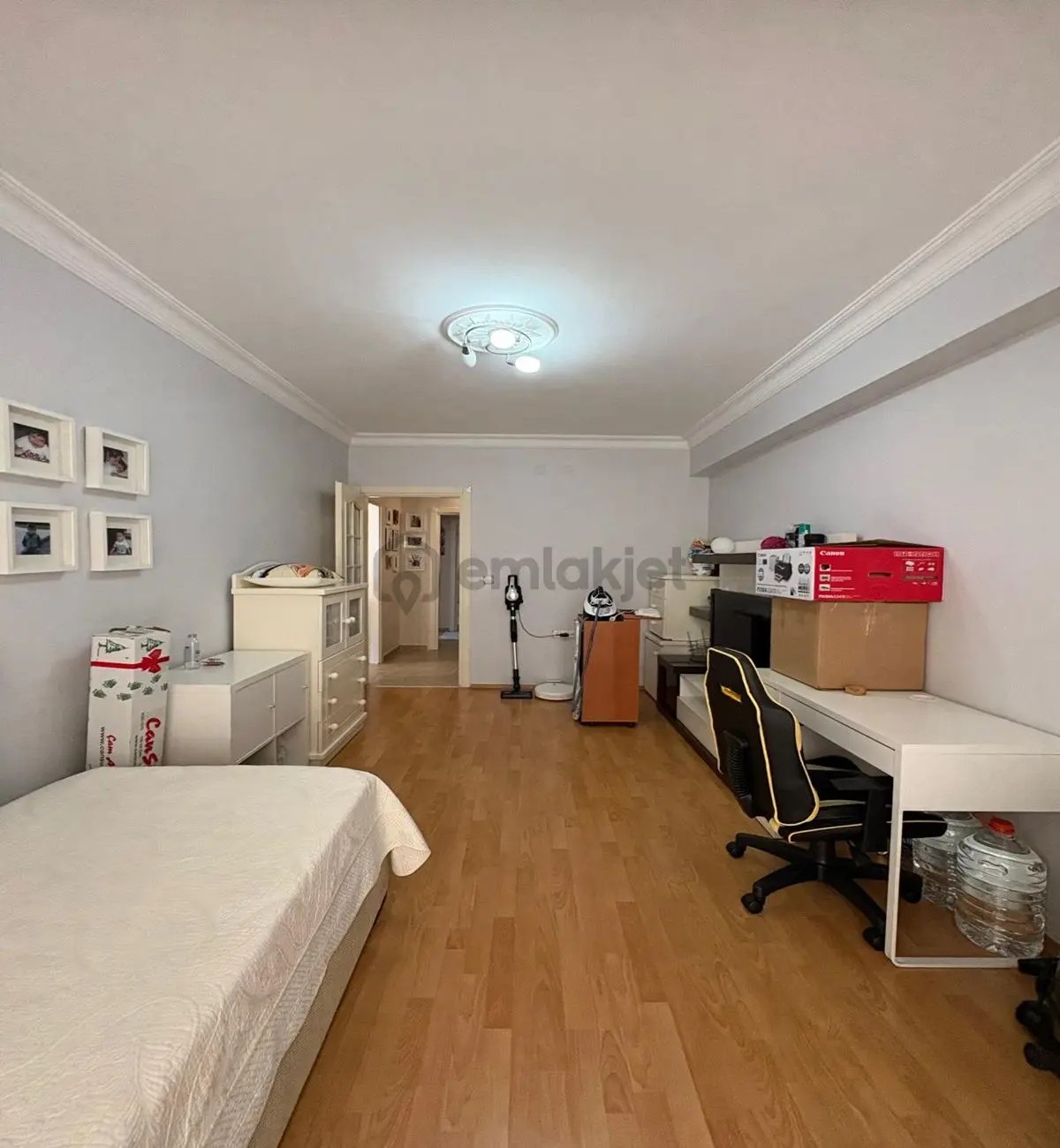 Müslüm Emlaktan Cihangir Kaymakamlığına Yakın 3+1 19 Yıllık Daire