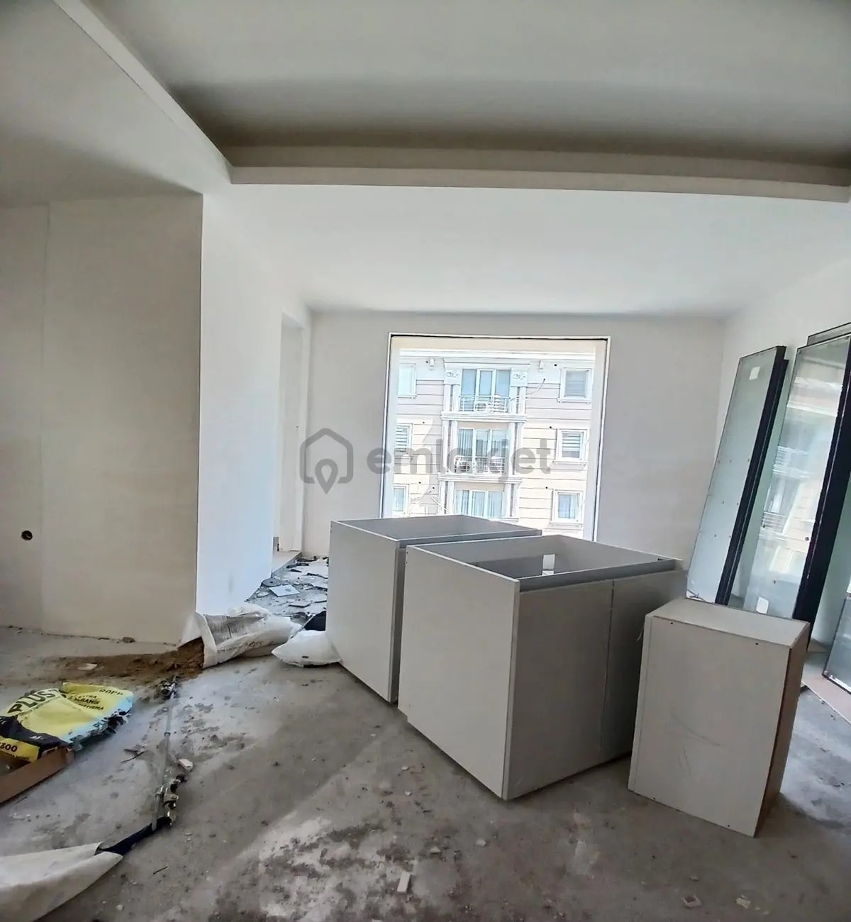 Müslüm Emlaktan Merkez Reşitpaşa Cad Sıfır Ön Cephe 3+1