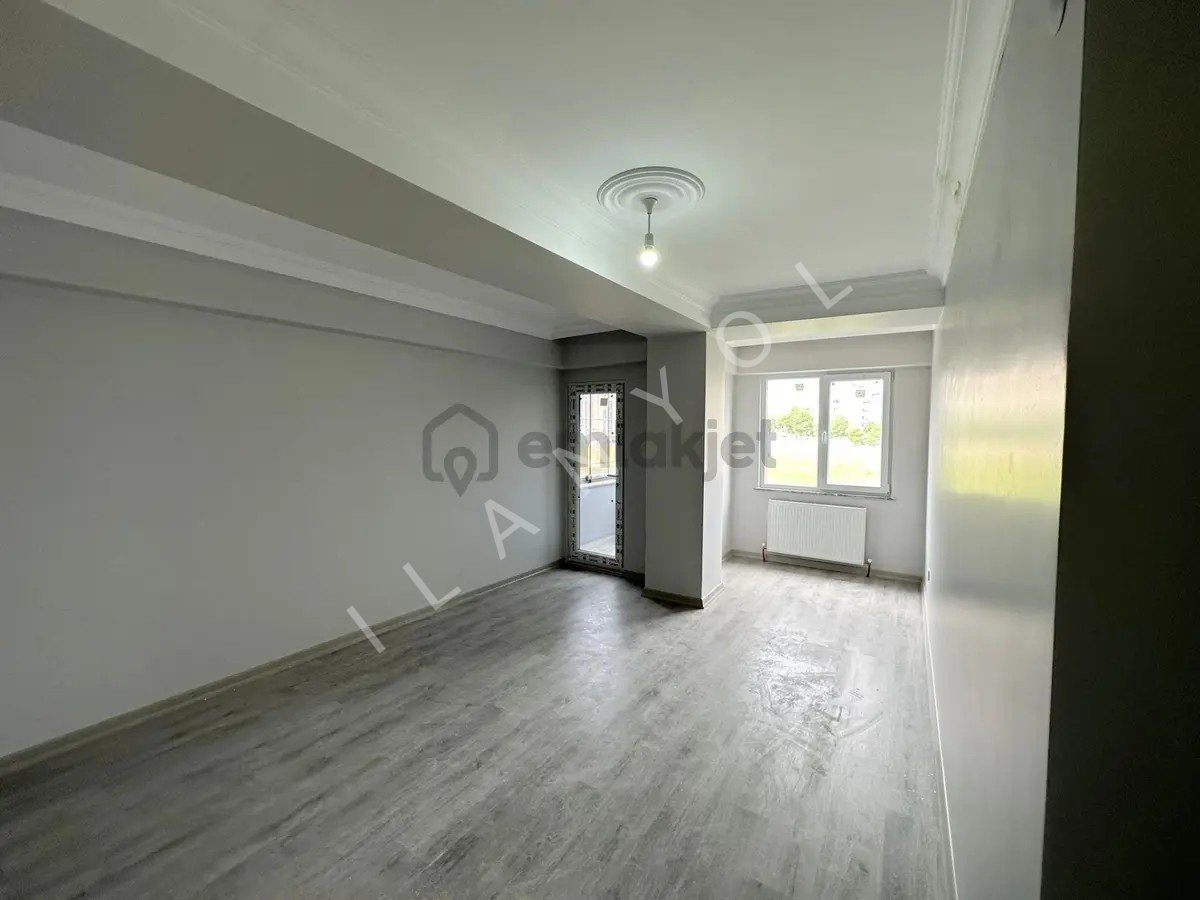 Müslüm Emlaktan Ambarlıda 4+2 Deniz Manzaralı Otoparklı Dublex