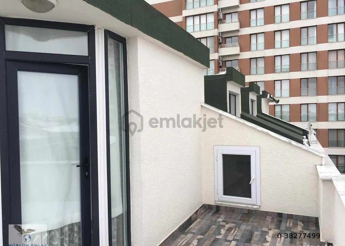 Müslüm Emlaktan Merkezde 4+2 Kapalı Otoparklı Dublex !