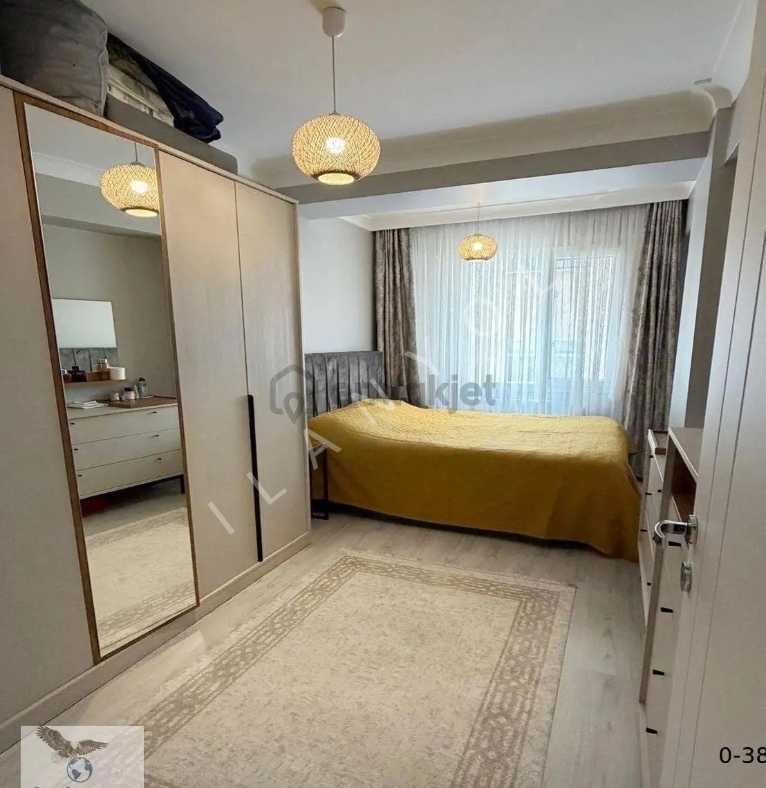 Müslüm Emlaktan Merkezde Yeni Bina 2+1 İhtiyaçtan Satılık Daire