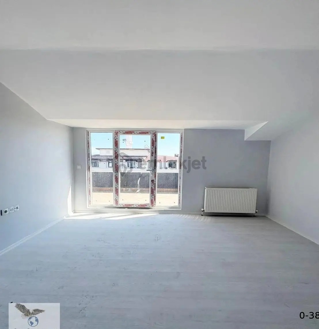 Müslüm Emlaktan Merkezde 4+2 Kapalı Otoparklı Dublex Fırsatı
