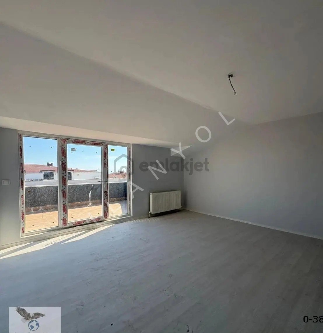 Müslüm Emlaktan Merkezde 4+2 Kapalı Otoparklı Dublex Fırsatı