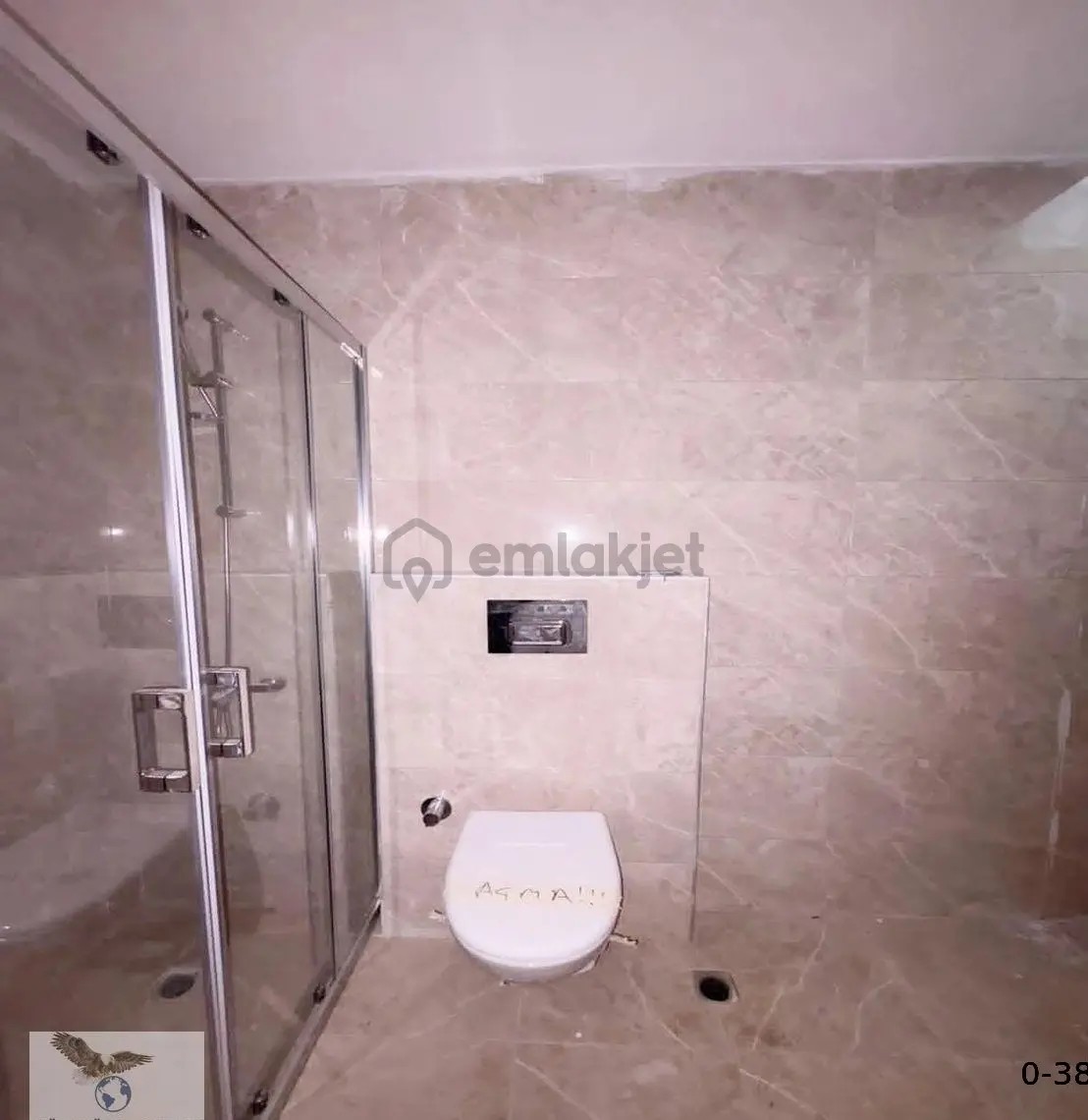Müslüm Emlaktan Merkezde 4+2 Kapalı Otoparklı Dublex Fırsatı