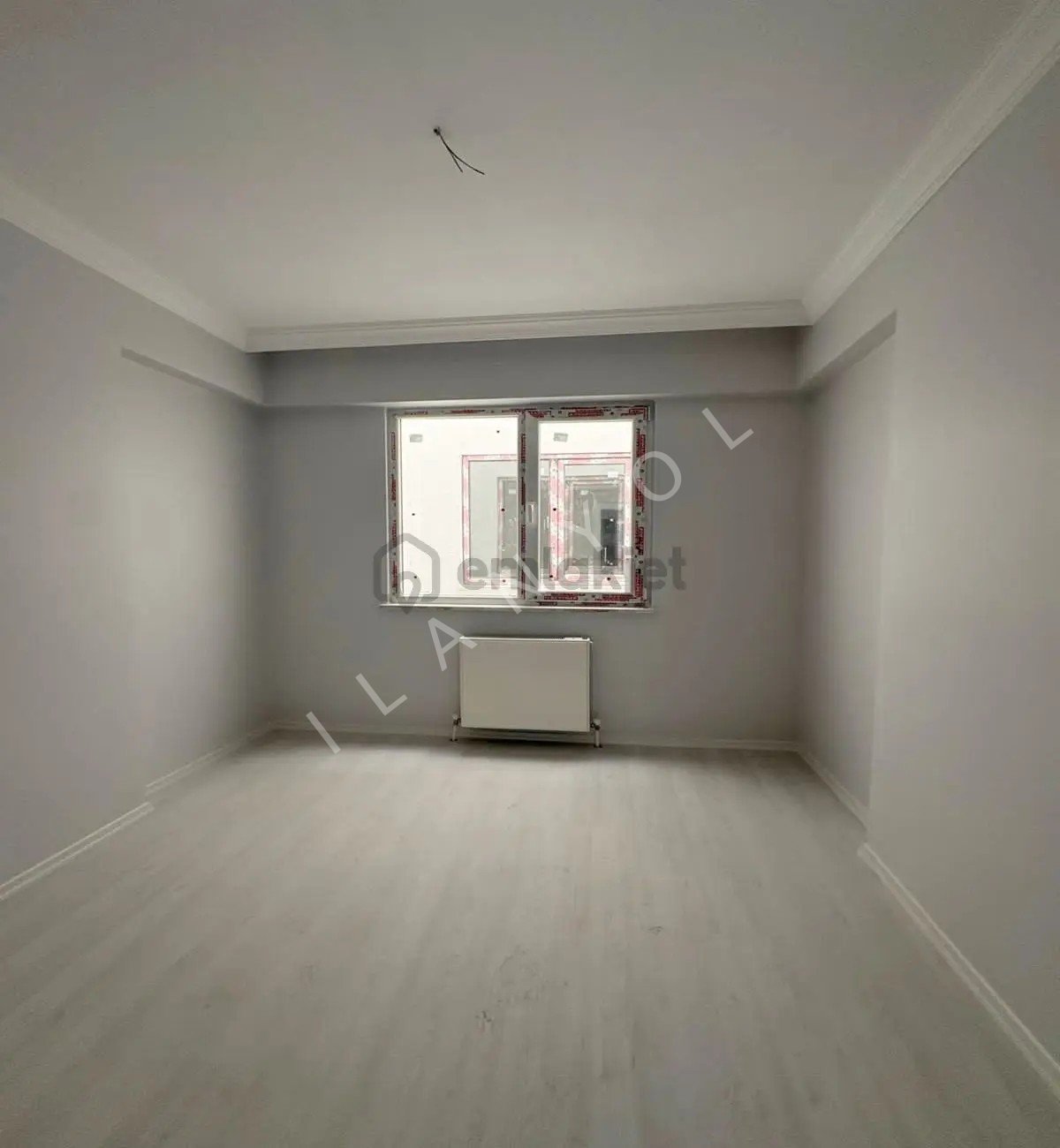 Müslüm Emlaktan Merkezde 4+2 Kapalı Otoparklı Dublex Fırsatı