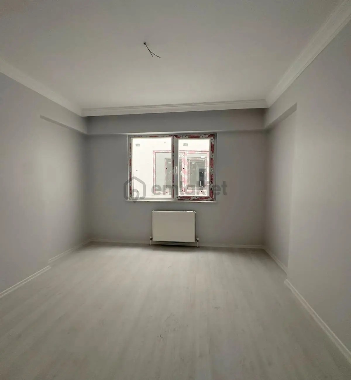 Müslüm Emlaktan Merkezde 4+2 Kapalı Otoparklı Dublex Fırsatı