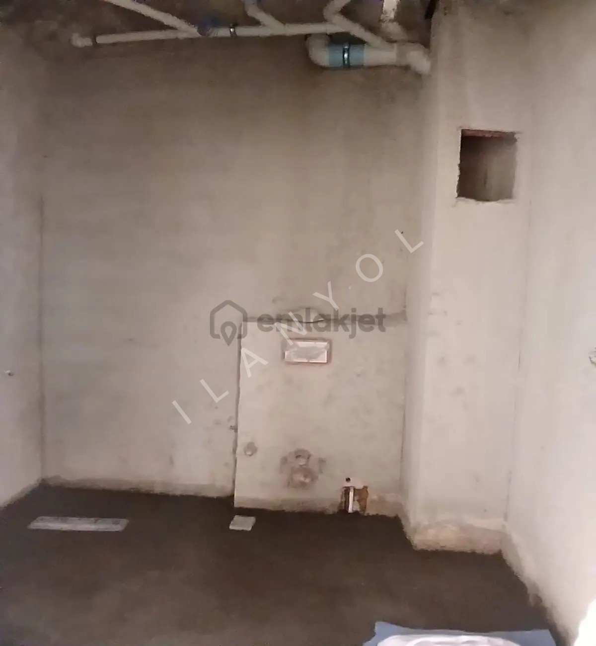 Müslüm Emlaktan Denizköşklerde 1+1 Sıfır Bina Ara Kat Daire