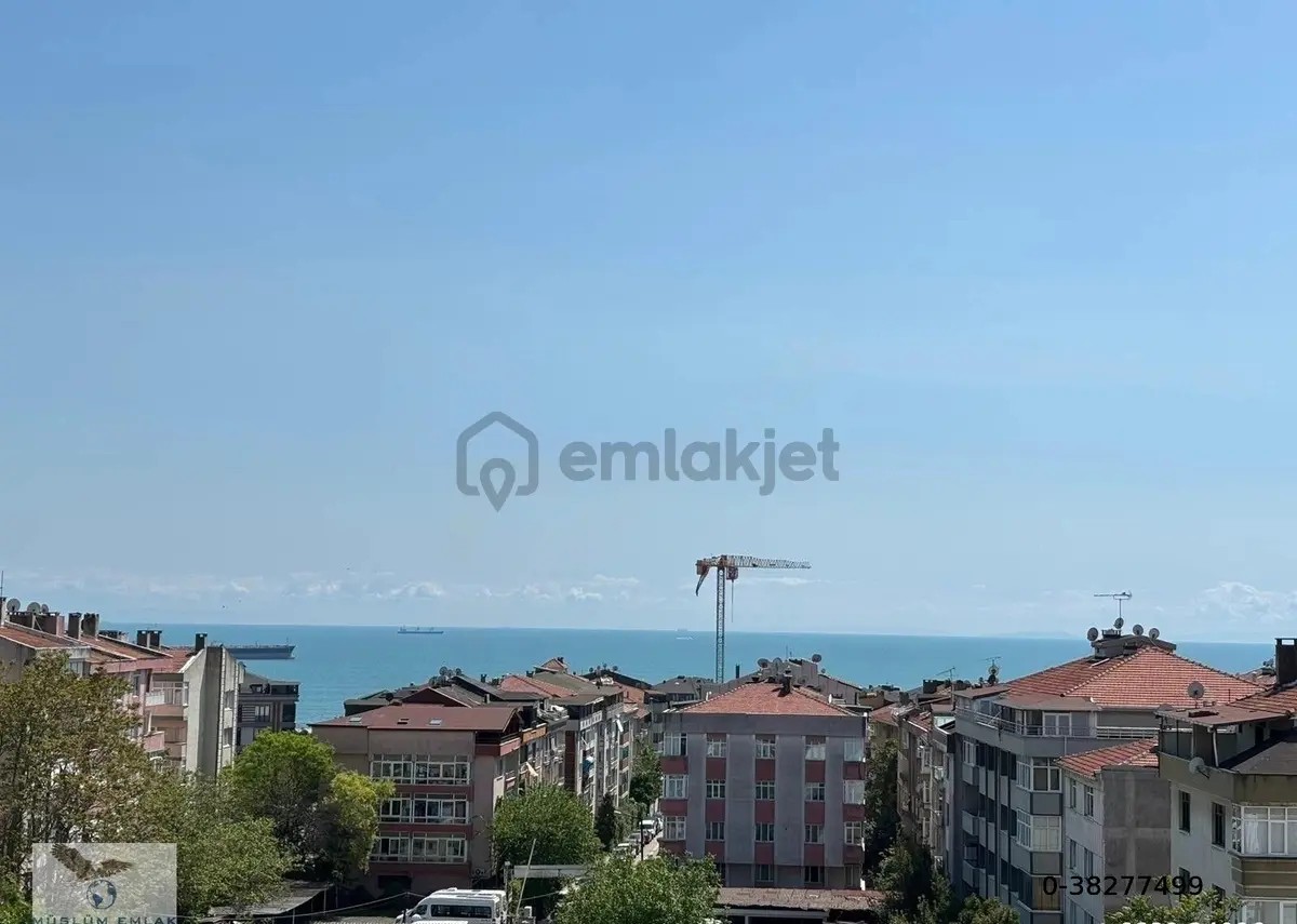 Müslüm Emlaktan D.köşklerde 5+2 300 M2 Satılık Dublex