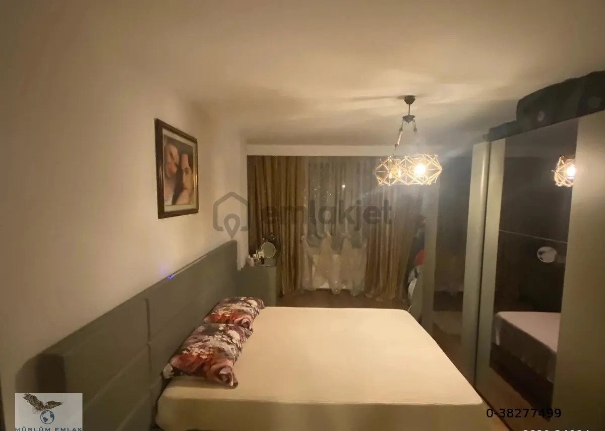 Müslüm Emlaktan Merkezde 3+1 İçi Özel Tasarım Satılık Daire