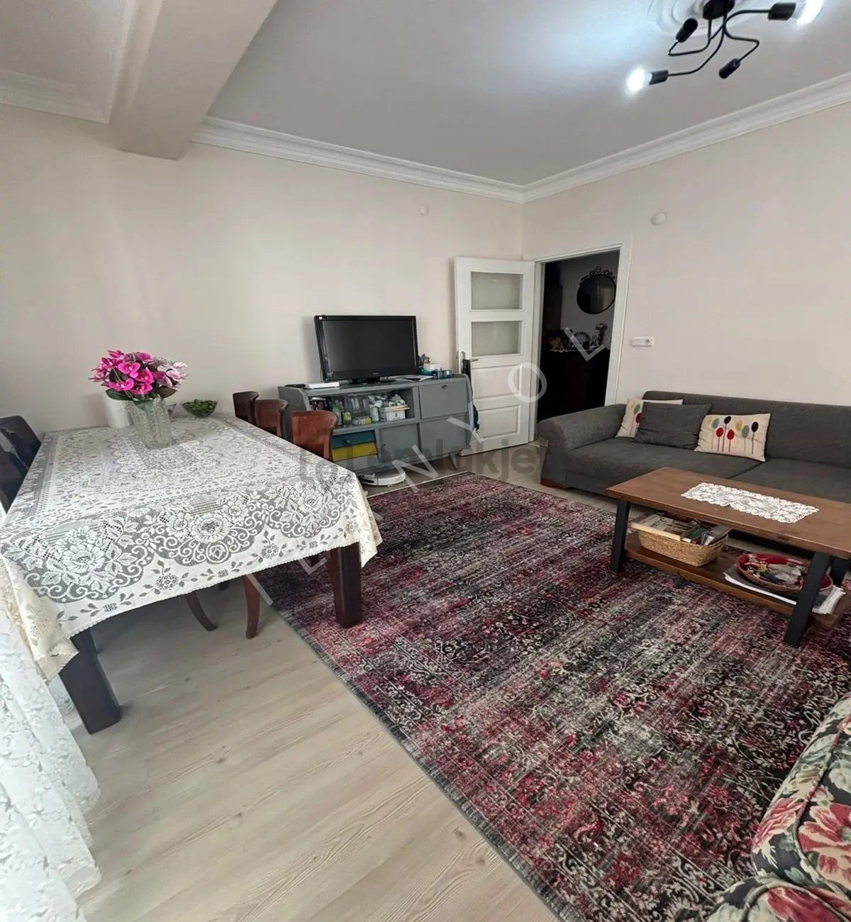Müslüm Emlaktan Avcılar Cihangirde 2+1 Masrafsız Daire Fırsatı