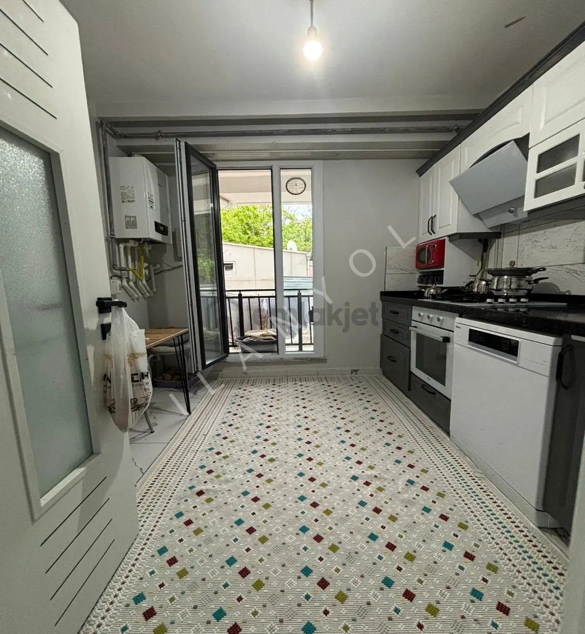 Müslüm Emlaktan D.köşklerde 2+1 Kapalı Otoparklı Daire