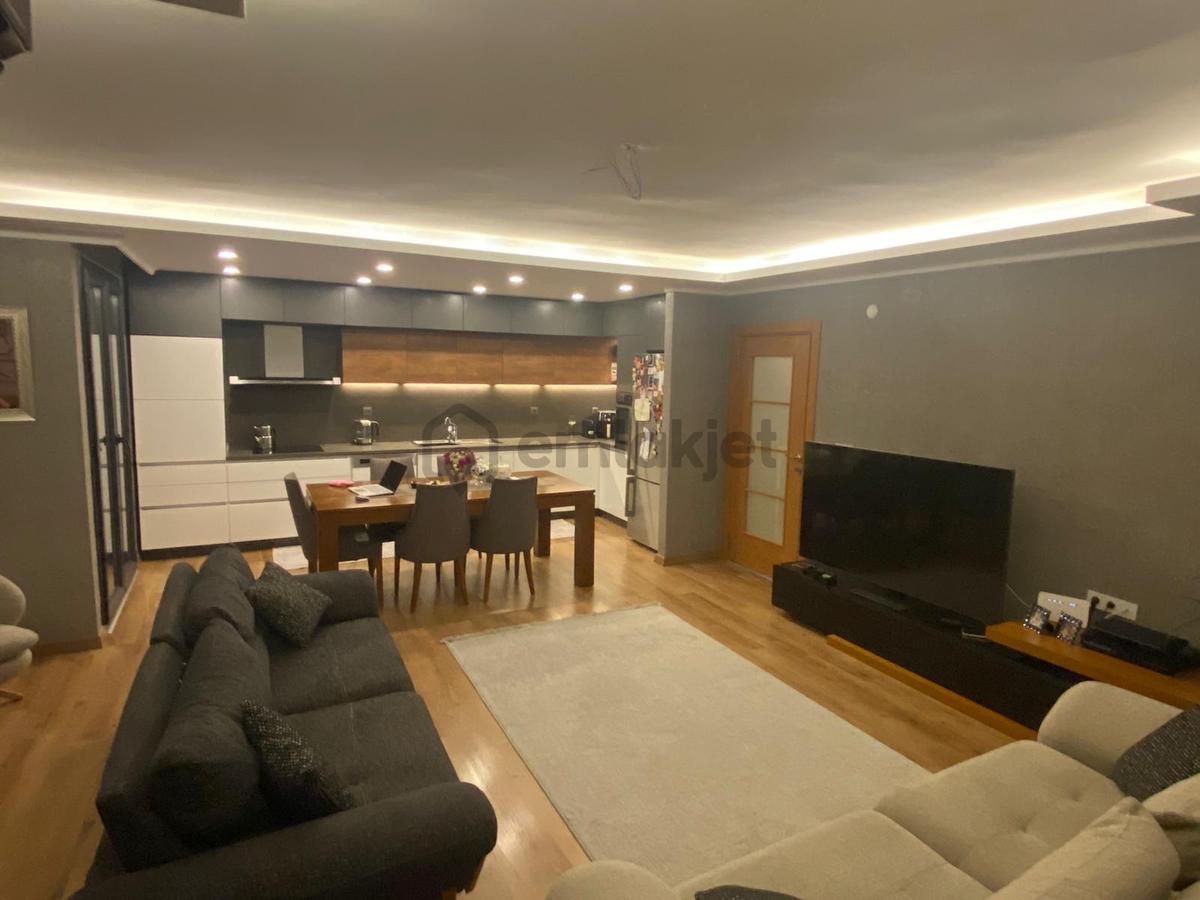 Müslüm Emlaktan Merkezde 3+1 İçi Özel Tasarım Satılık Daire