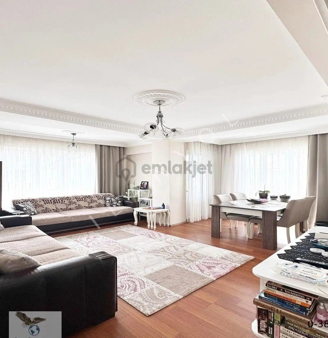 Müslüm Emlaktan Merkezde 3+2 Metrobüse Komşu Dublex
