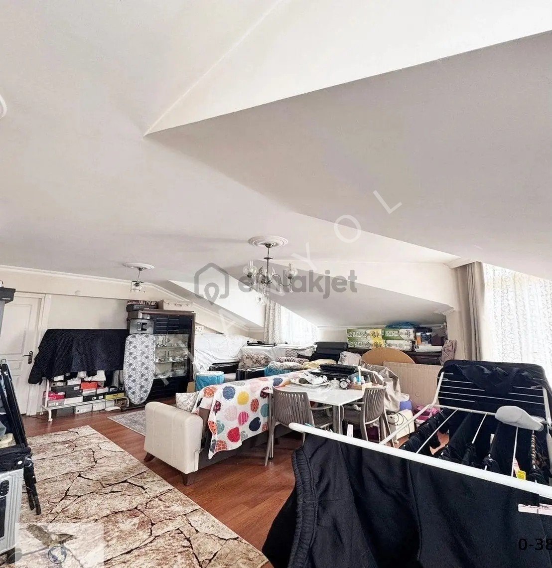 Müslüm Emlaktan Merkezde 3+2 Metrobüse Komşu Dublex