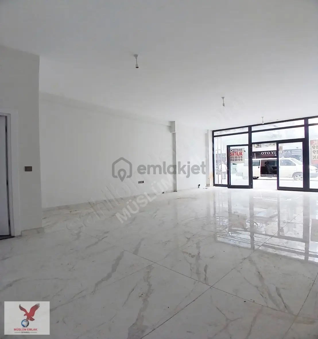 Müslüm Emlaktan Beylikdüzünde Cadde Üzerinde Sıfır Dükkan