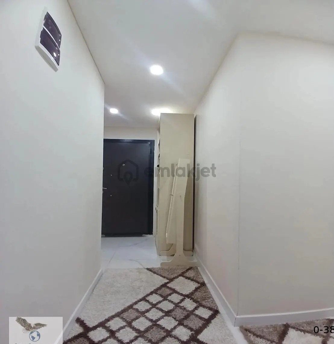 Müslüm Emlaktan Merkez Mah. Kapalı Otoparklı 2+1 Daire